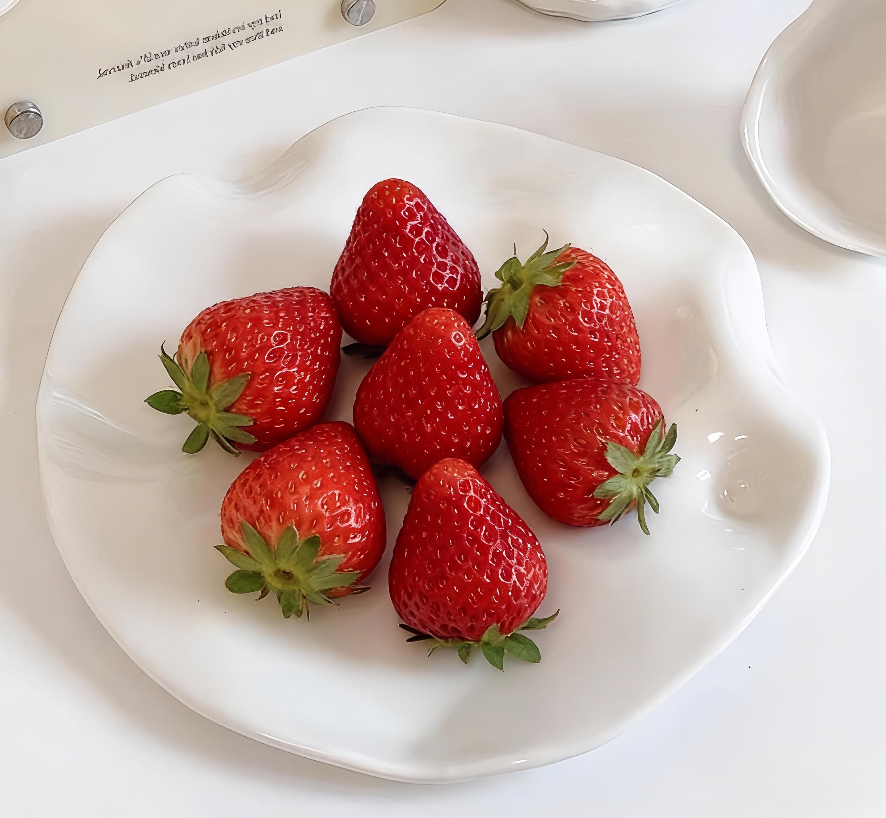 Organic Ceramic Plate — Irregular Wavy Dish for Sashimi, Condiments & Small Plates